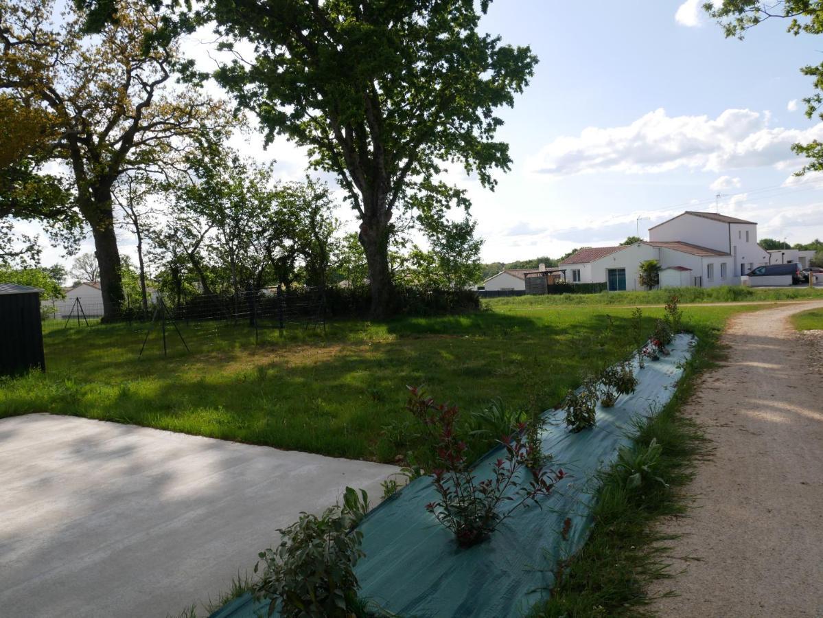 Studio Lumineux Avec Terrasse La Roche-sur-Yon Εξωτερικό φωτογραφία