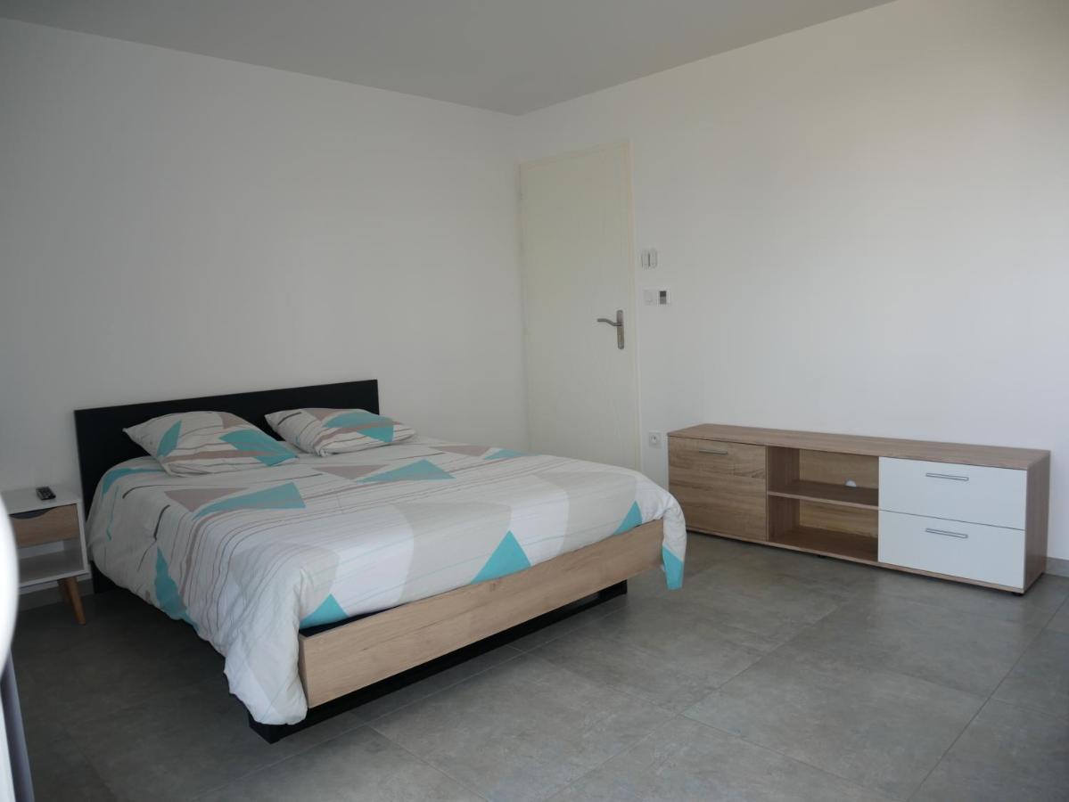 Studio Lumineux Avec Terrasse La Roche-sur-Yon Εξωτερικό φωτογραφία
