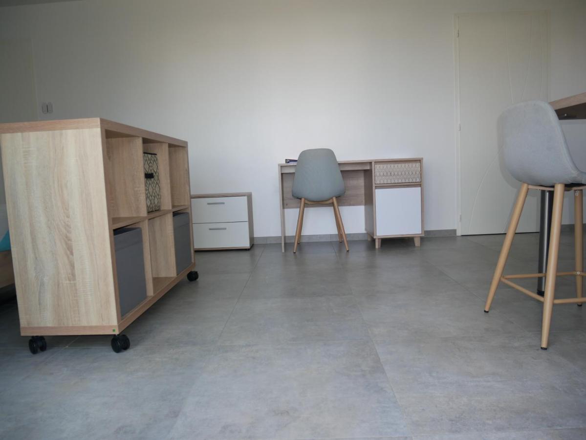 Studio Lumineux Avec Terrasse La Roche-sur-Yon Εξωτερικό φωτογραφία