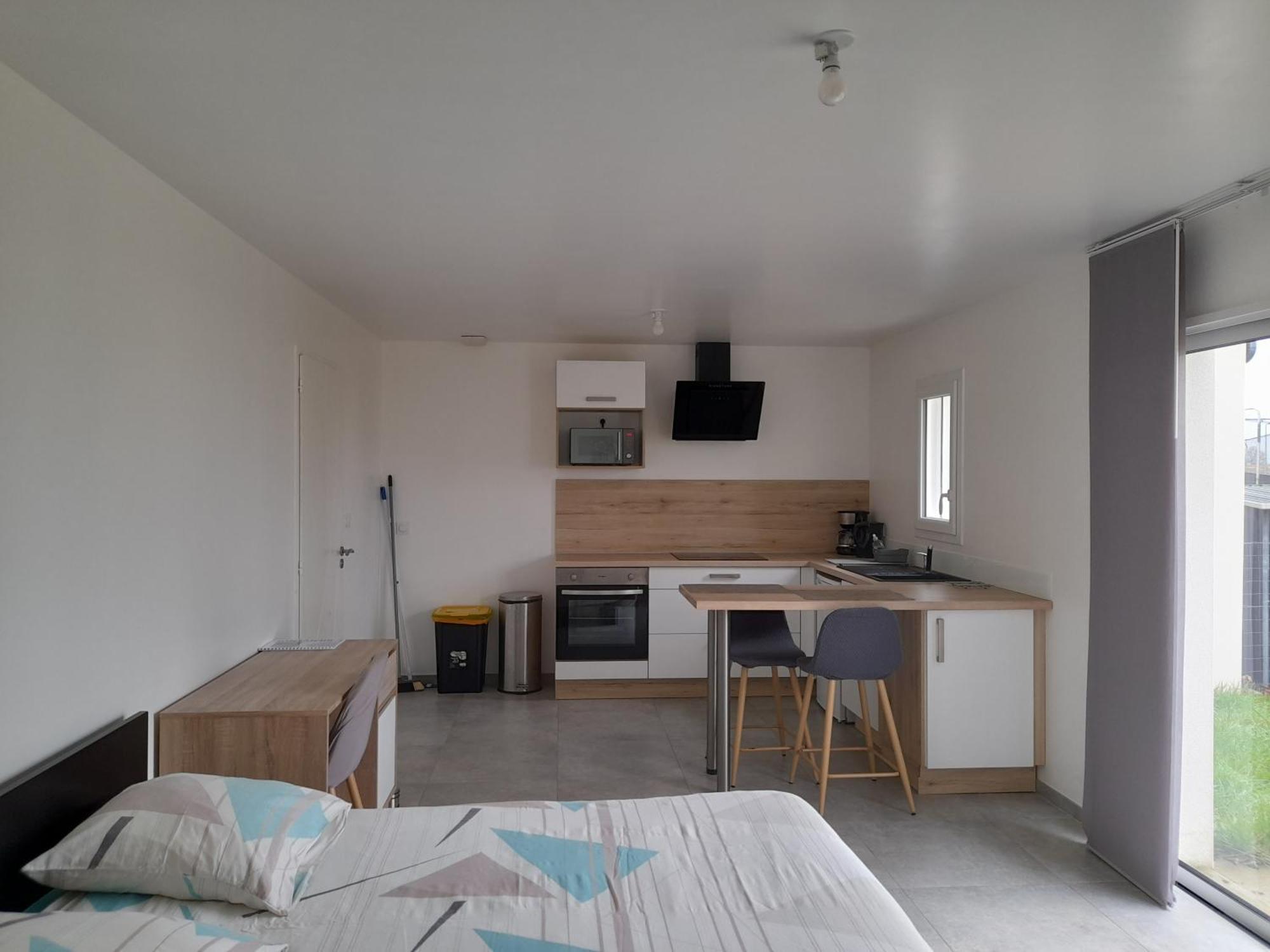 Studio Lumineux Avec Terrasse La Roche-sur-Yon Εξωτερικό φωτογραφία