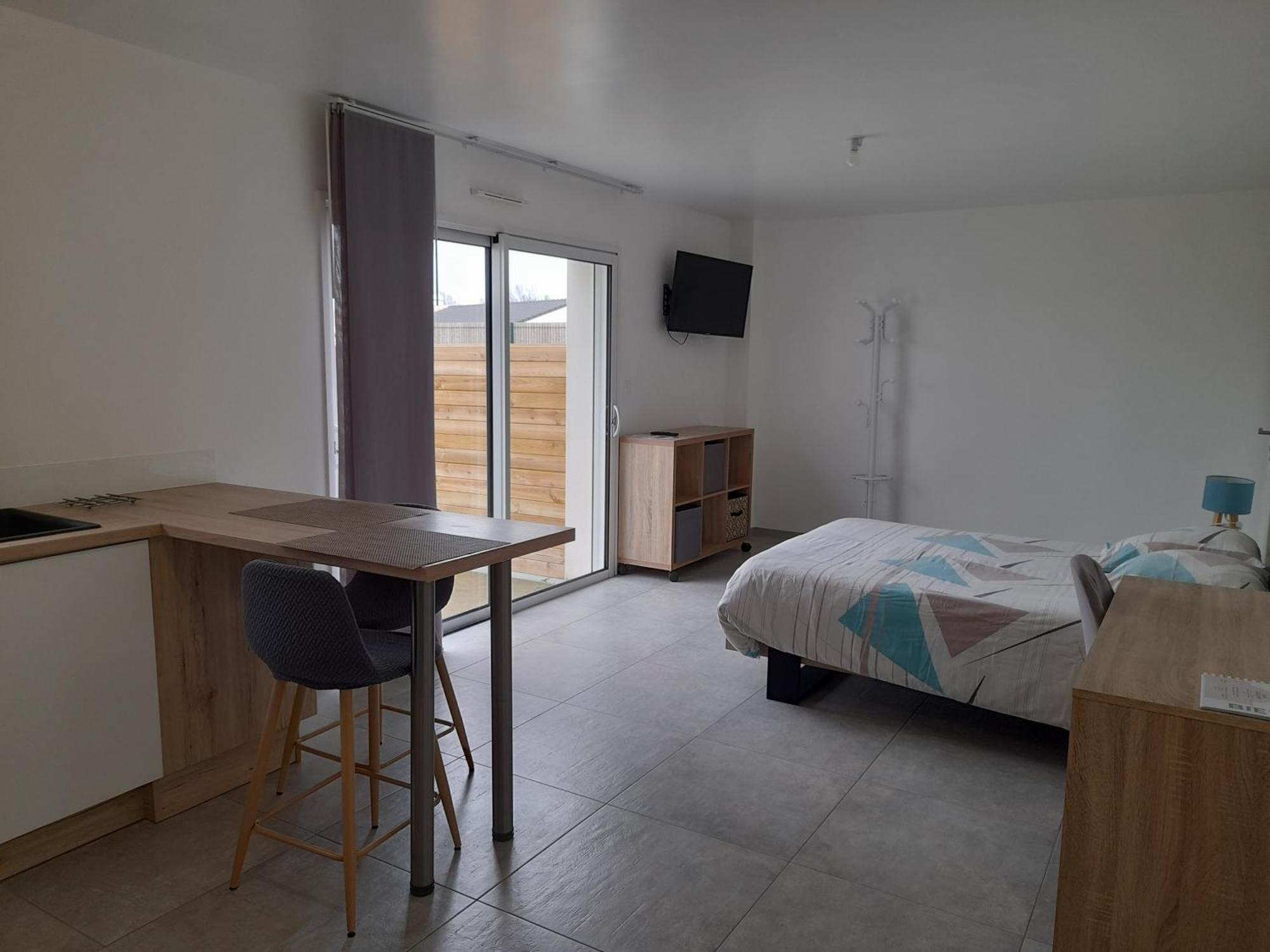 Studio Lumineux Avec Terrasse La Roche-sur-Yon Εξωτερικό φωτογραφία